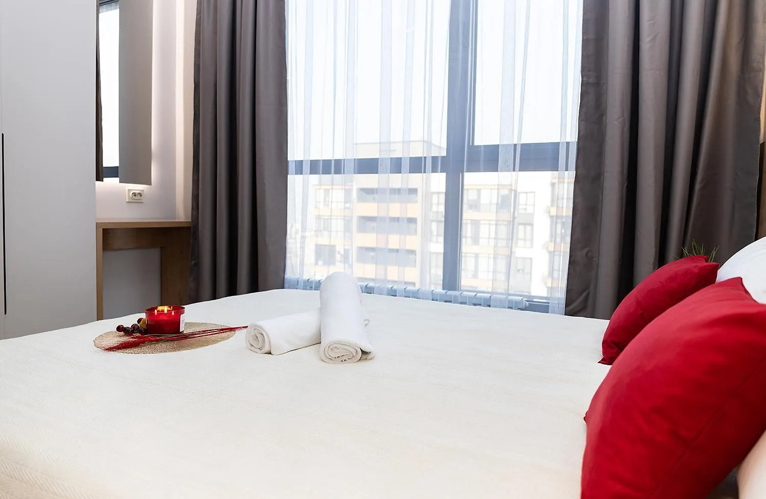 Жк Fourseasons Уютная 1-Комнатная Квартира Рядом С Mega Almaty 0*,